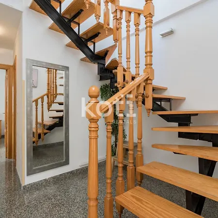 Apartment Koti - Atico Gamycol